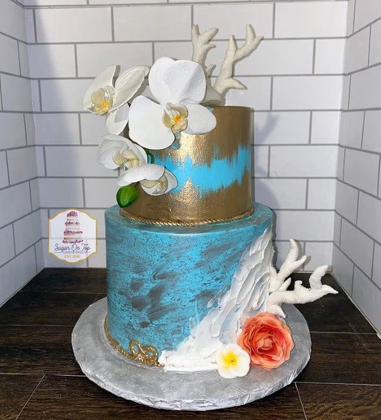 Golden Smearings Beach Wedding Cake Women