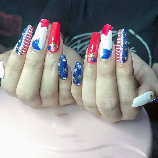 Golden Stars 4th Of July Nails