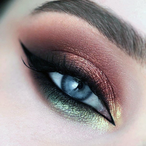 Golden Tipped Eyeshadow Ideas Women