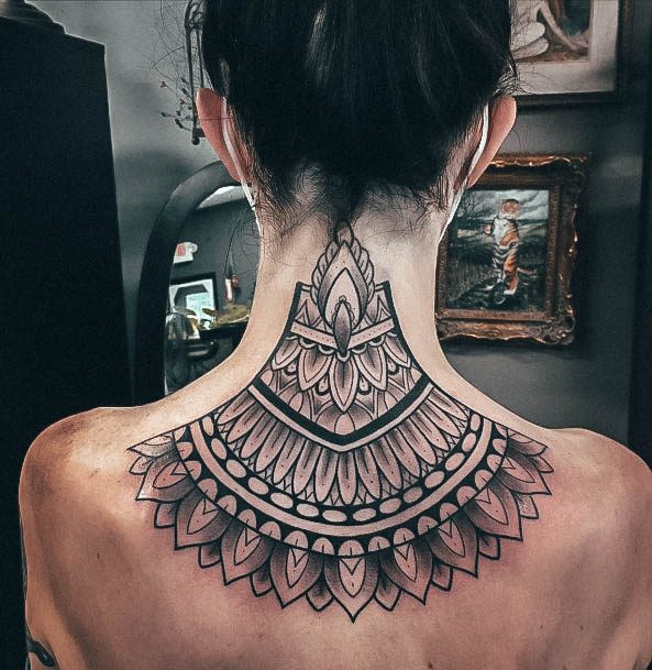 Good Back Of Neck Tattoos For Women