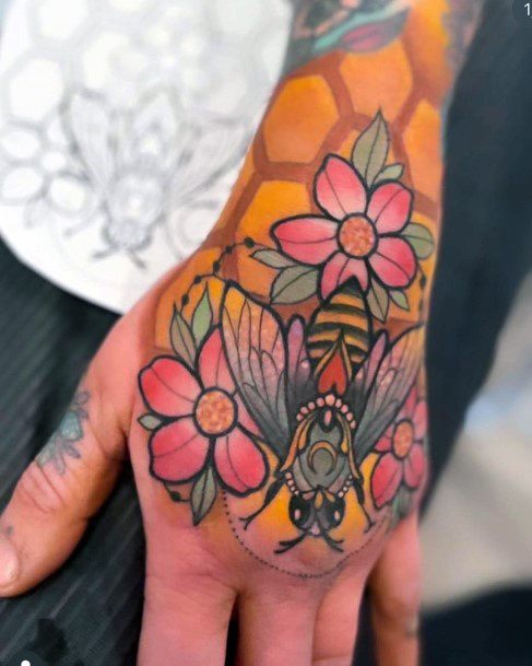 Good Bee Tattoos For Women