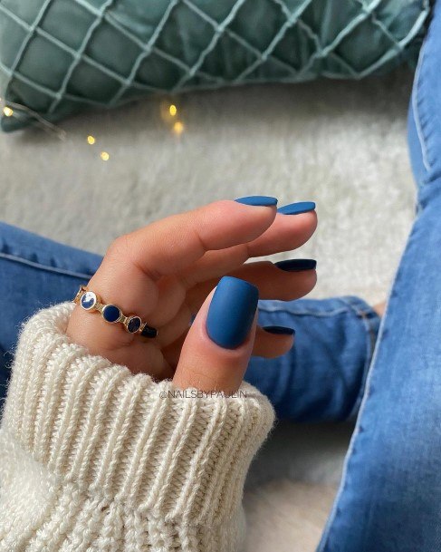 Good Blue Winter Nails For Women
