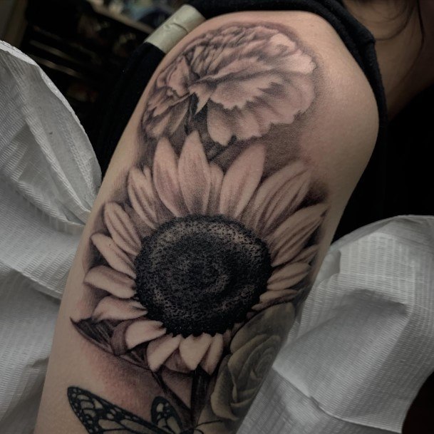 Good Carnation Tattoos For Women