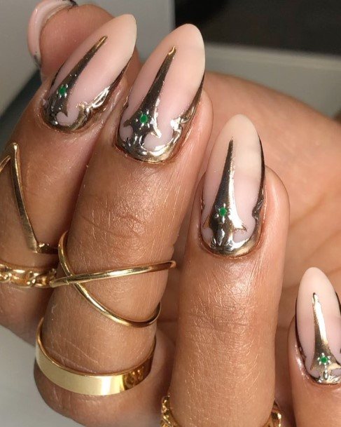 Good Crown Nails For Women