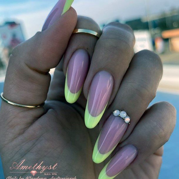Good Crystals Nails For Women