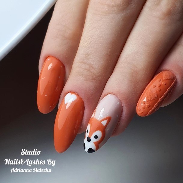 Good Fox Nails For Women