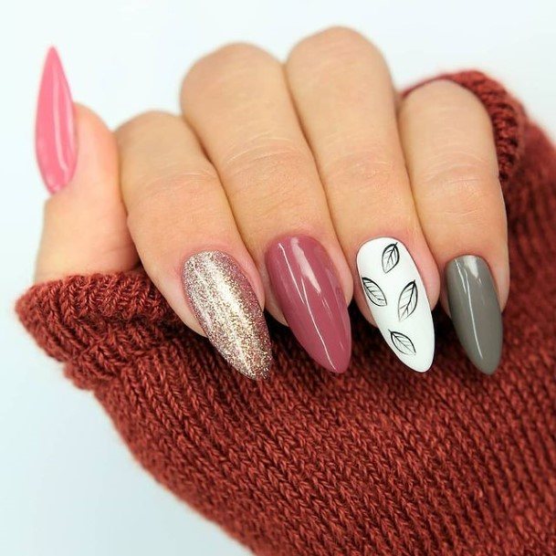 Good Grey And White Nails For Women