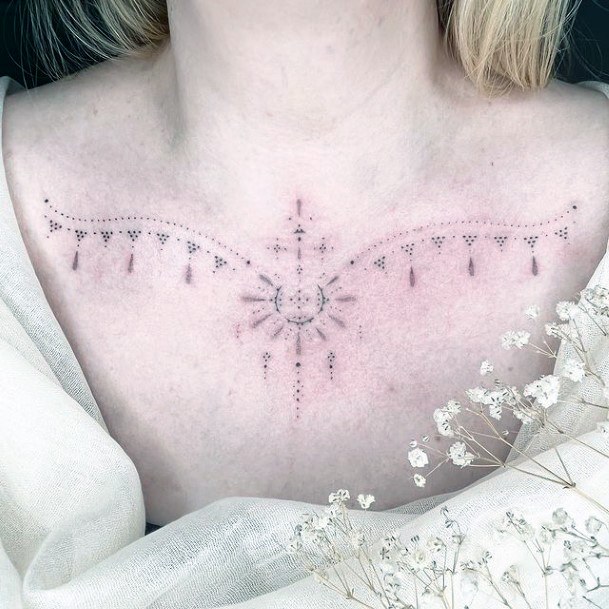 Good Handpoke Tattoos For Women