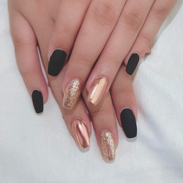 Good Matte Black And Gold Nails For Women