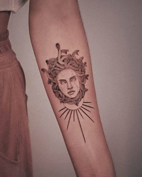 Good Medusa Tattoos For Women