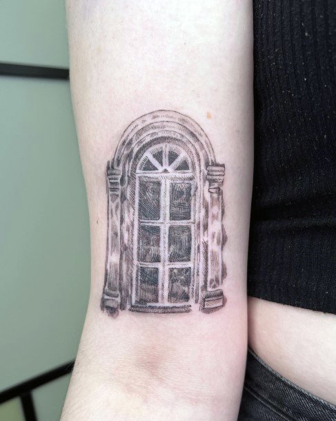 Good Window Tattoos For Women