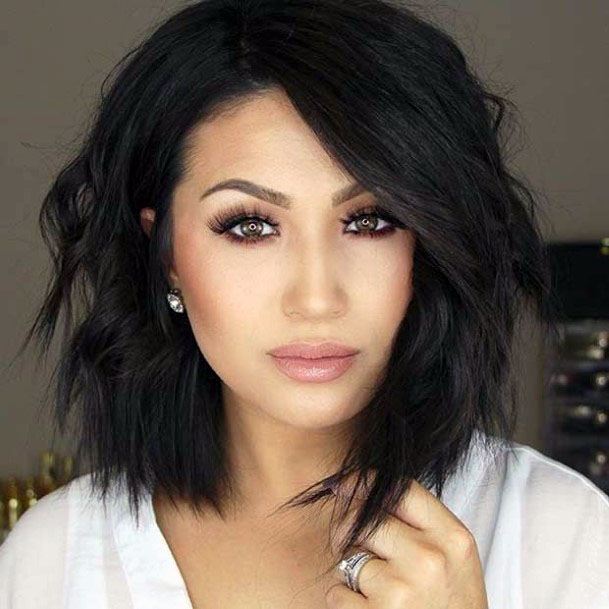 Gorgeous Black Textured Voluminous Shoulder Length Womens Hairstyle Ideas