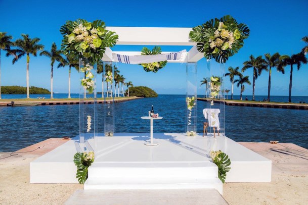 Gorgeous Blue Sea Side Wedding Ceremony Decorations