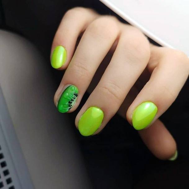 Gorgeous Green Nails Kiwi Accent Women