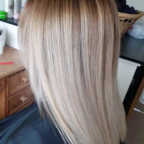 Gorgeous Rooted Ashy Blonde Ombre Straight Womens Hairstyle Ideas