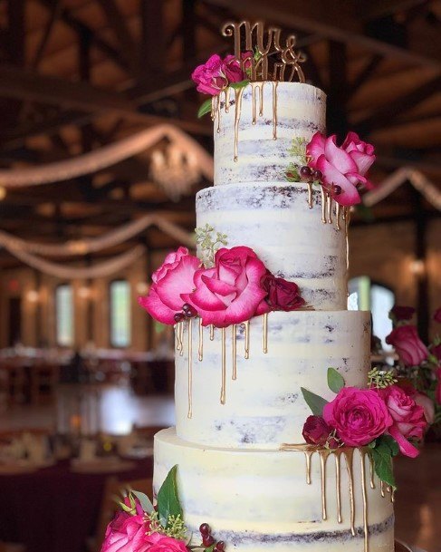 Gorgeous Roses On Chocolate Wedding Cake