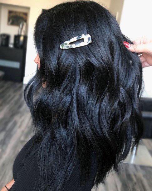 Gorgeous Shiny Black Layered Wavy Clipped Womens Hairstyle Idea