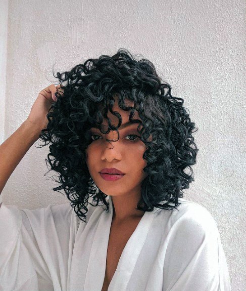 Gorgeous Short Curly Lob Hairstyles For Black Women