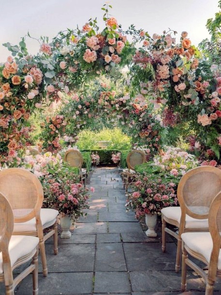 Grand Archway Wedding June Flowers