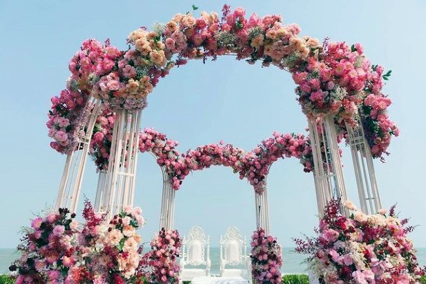 Grand Pink Indian Wedding Flowers