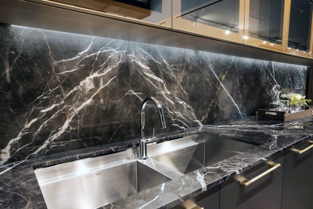 Granite Polished Kitchen Countertop Ideas