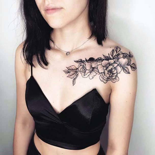 Gray Womens Collarbone Tattoo