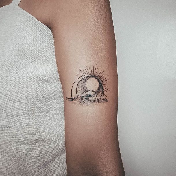 Great Beach Tattoos For Women