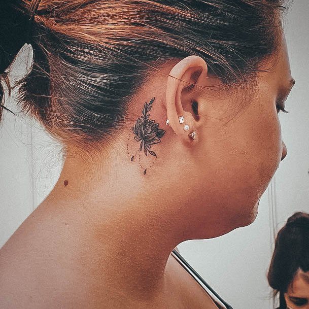 Great Chandelier Tattoos For Women