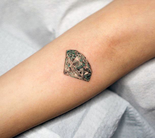 Great Emerald Tattoos For Women