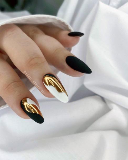 Great Gold Dress Nails For Women