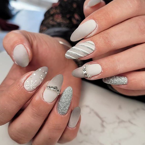 Great Grey Nails For Women