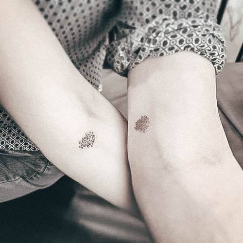 Great Momr Tattoos For Women