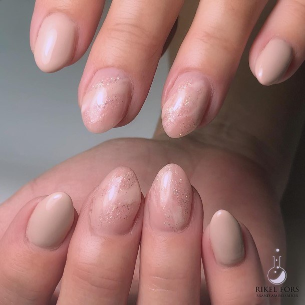 Great Nude Marble Nails For Women