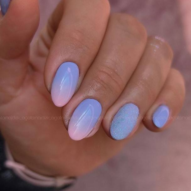 Great Pink Ombre Nails For Women