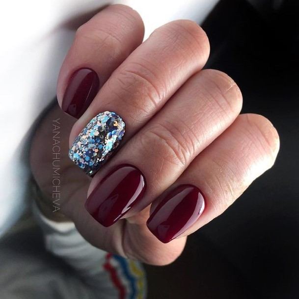 Great Red With Diamond Rhinestones Nails For Women