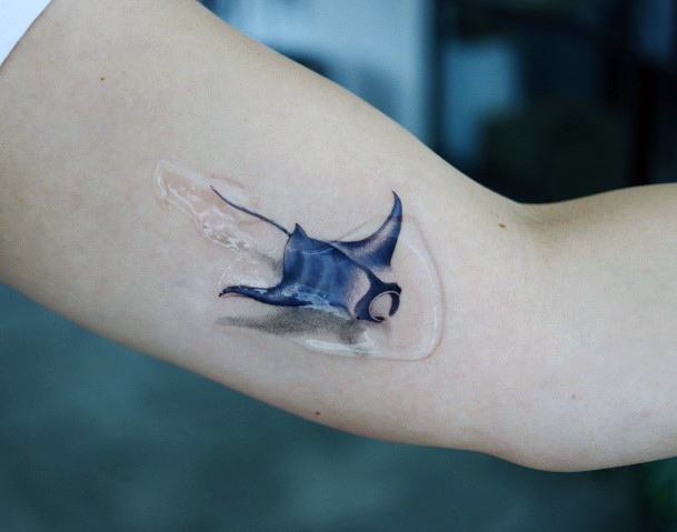 Great Stingray Tattoos For Women