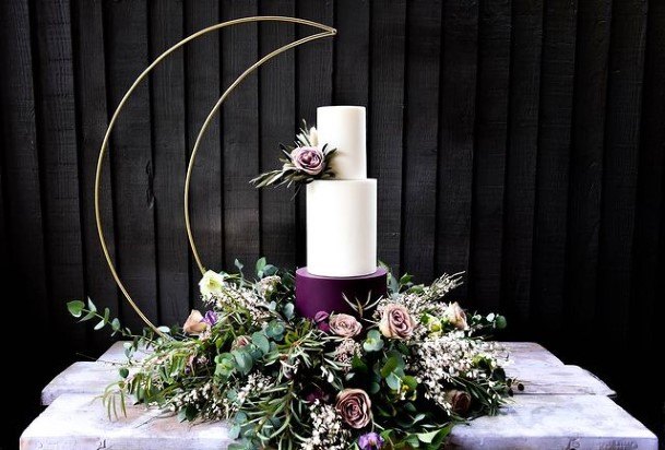 Great Wedding Cake Purple And White