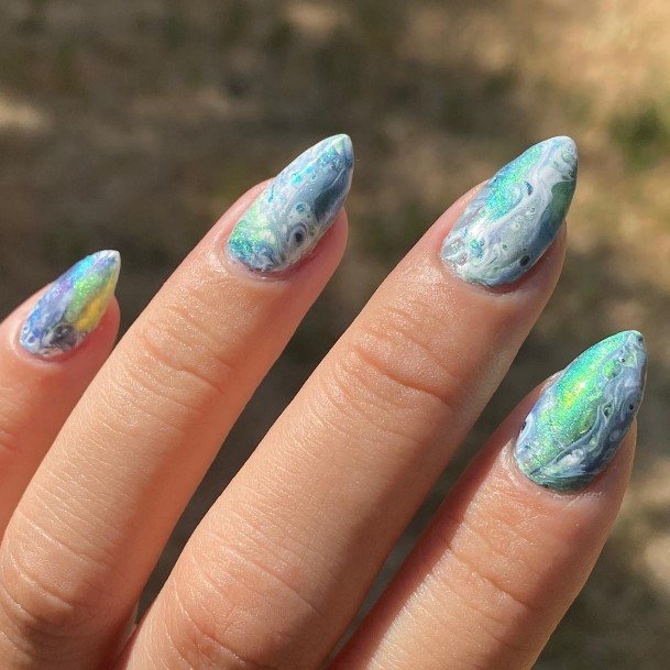 Green And White Womens Nail Ideas