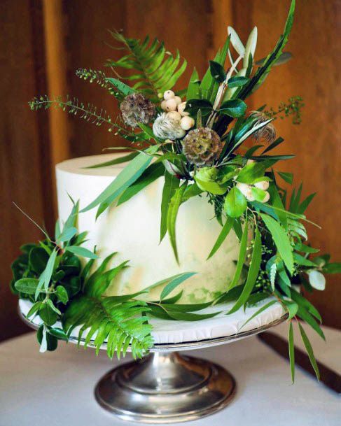 Green Leafy Wedding Cake Flowers