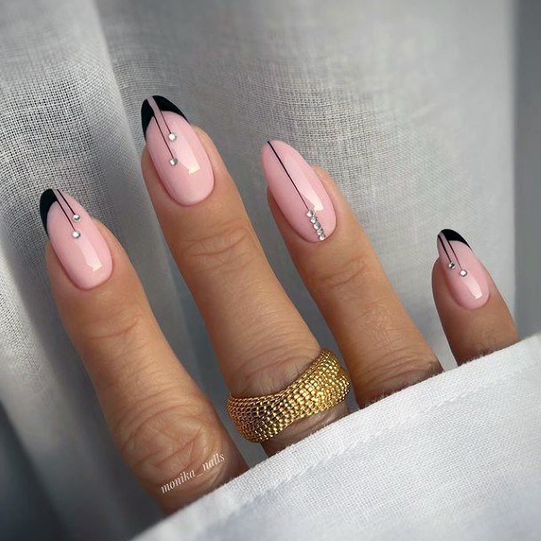 Grey Dress Girls Nail Ideas