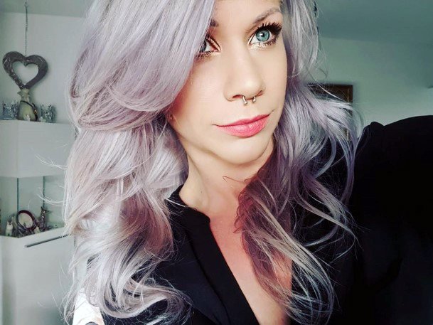 Grey Hairstyle For Business And Moms On The Go Design