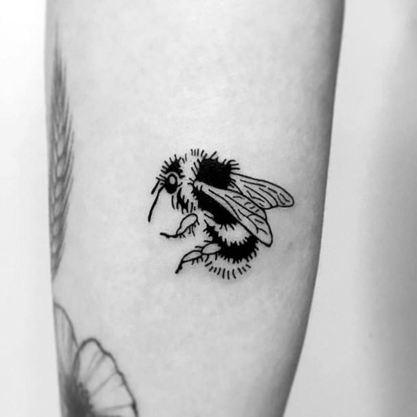 Hairy Black Bee Tattoo For Women