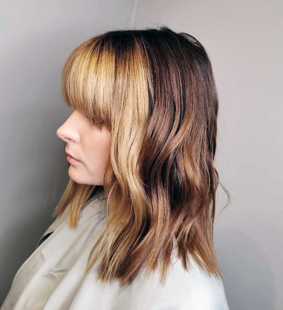 Half Brunette Blond Glossy Hairstyle With Cute Bangs For Women