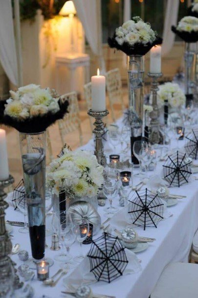 Halloween Wedding Table Decoration Spiderweb White Floral Centerpiece Ideas