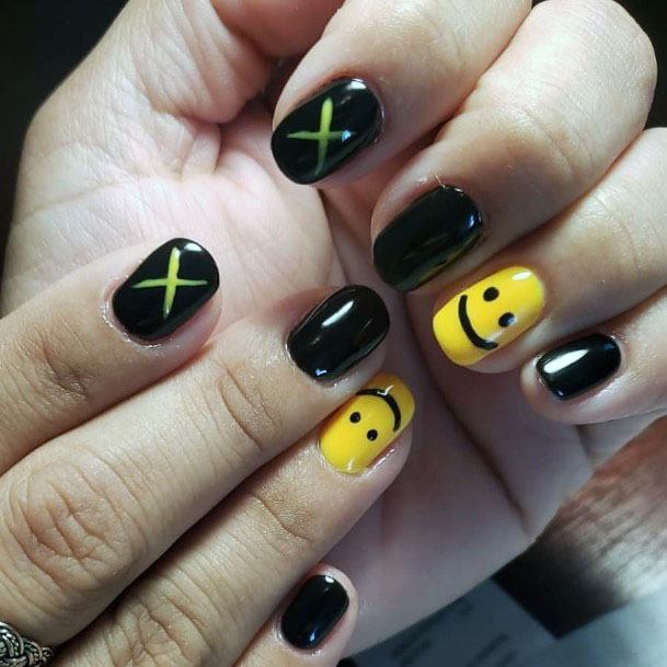 Top 80 Best Black And Yellow Nails For Women - Dramatic Designs