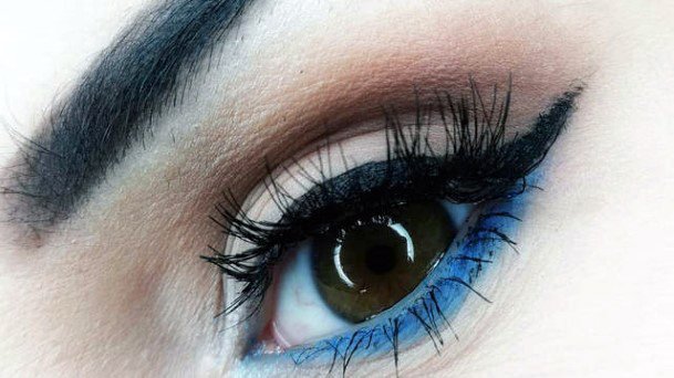 Hazel Brown And Blue Eyeshadow Women