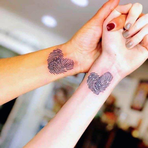 Heart Print Tattoo Mother Daughter On Wrists