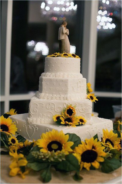 Hexagonal White Wedding Cakes Women Sunflower