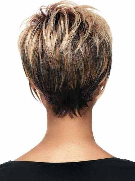 Highlighted Pixie With Layers Hairstyle For Women