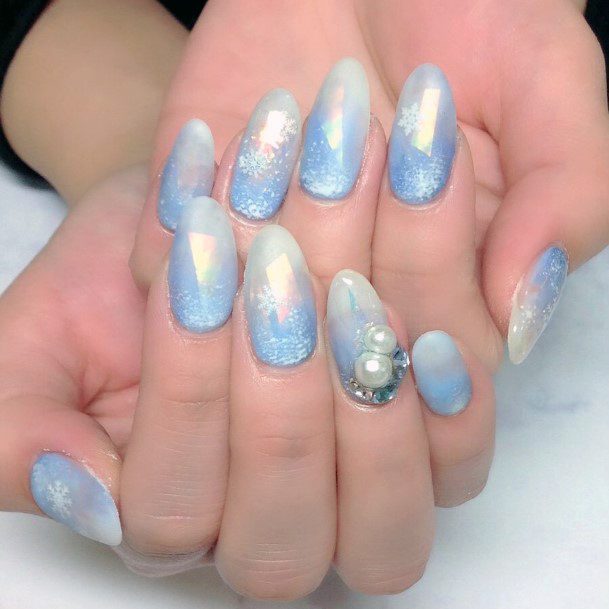 Hologram Effect Bluish White Snow Nails With Jewel Women